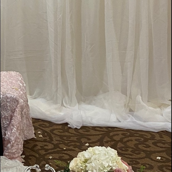 Two layers backdrop.. Ivory color. - Picture 2 of 3